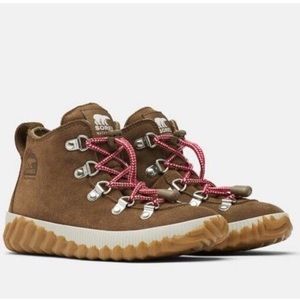 Sorel out ‘n about conquest waterproof boots size 5